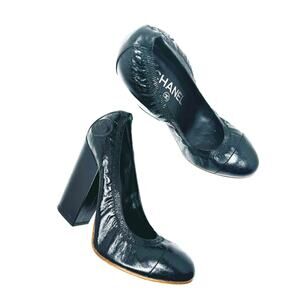 Chanel Classic Black CC Logo Stretch Pumps – Block Heel Leather Heels Size EU 38